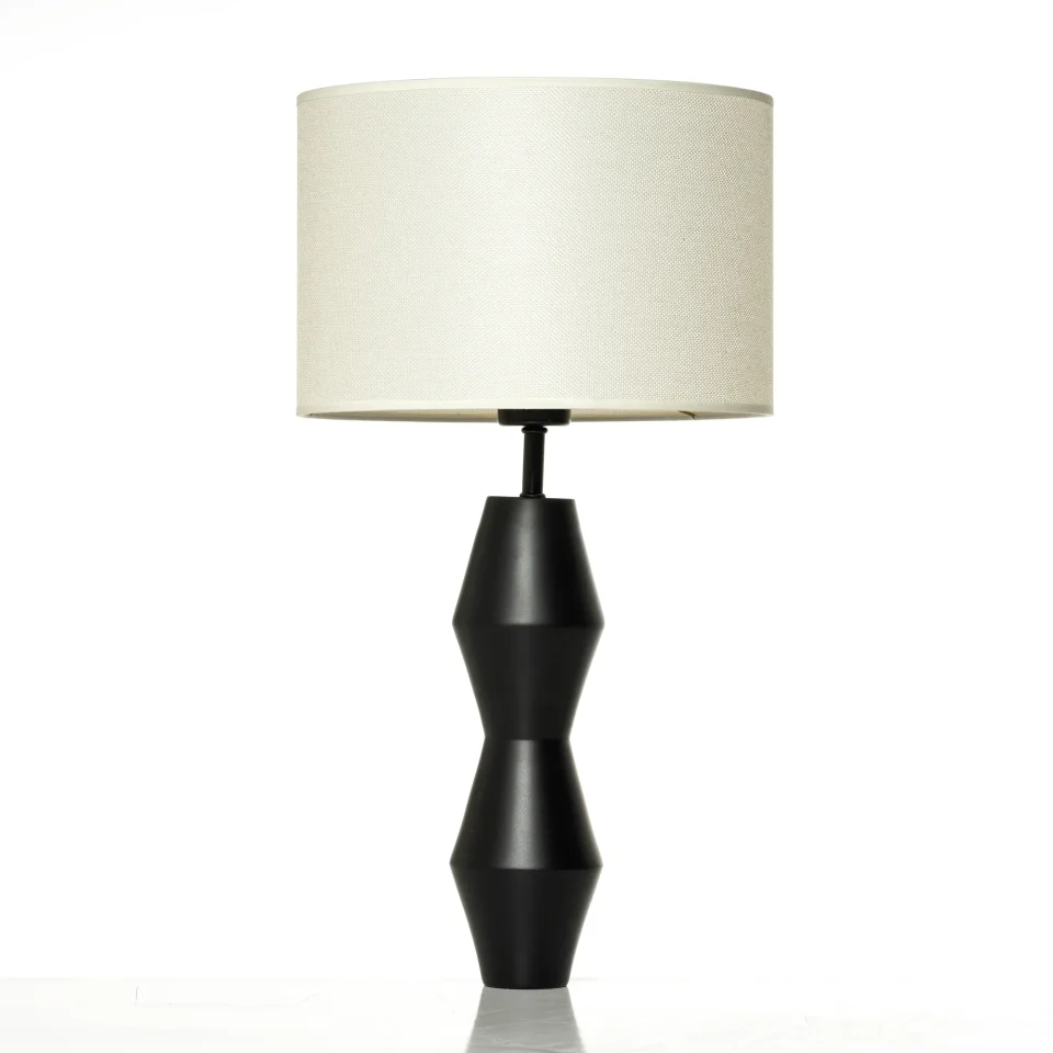 Regulus Lamp Black